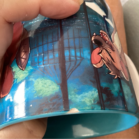 Disney Lady and the Tramp blue coffee mug zoo with tiny chip (see photo)… - Picture 6 of 6